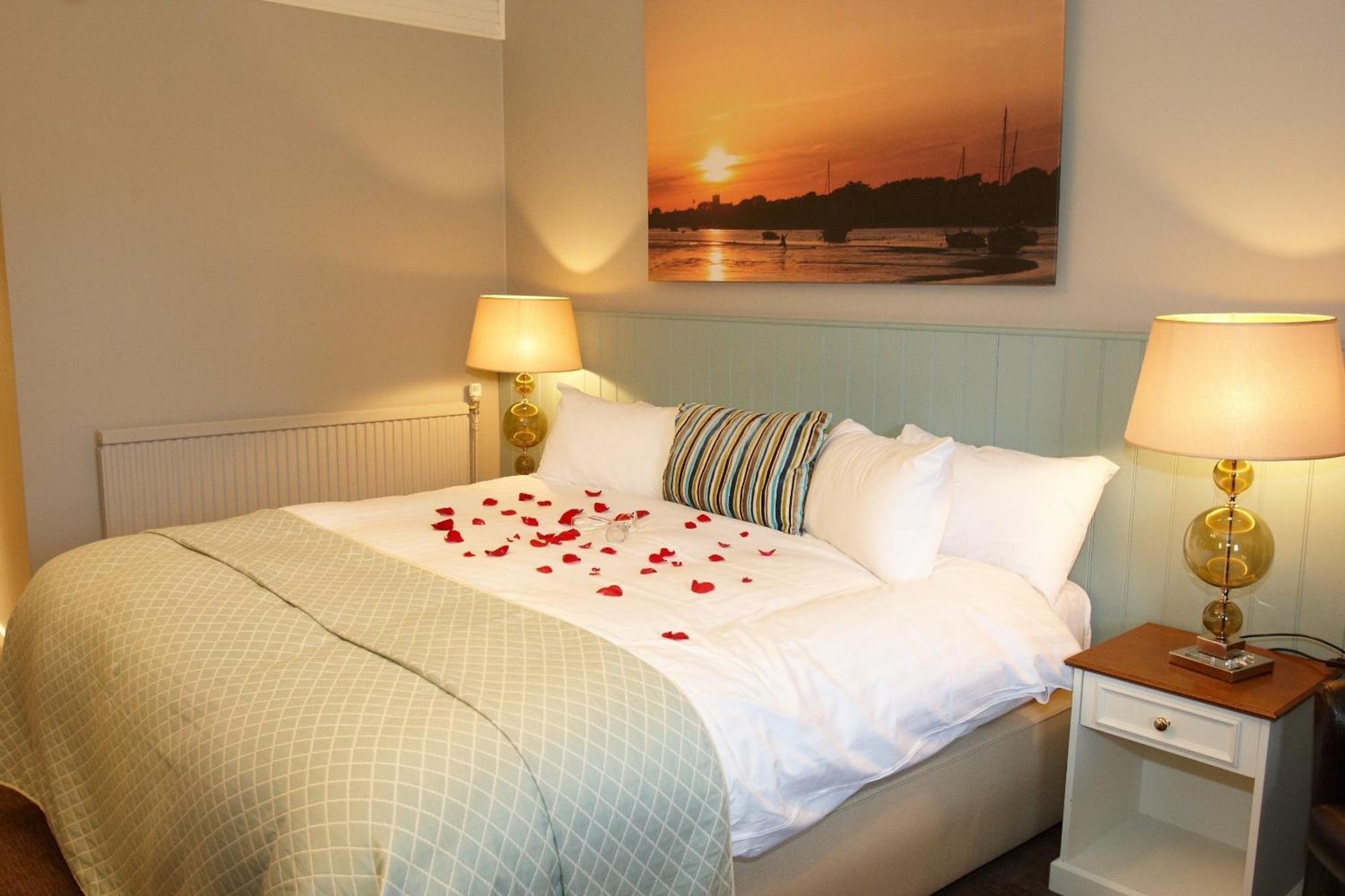 Potters Heron Hotel รอมซีย์ ภายนอก รูปภาพ
