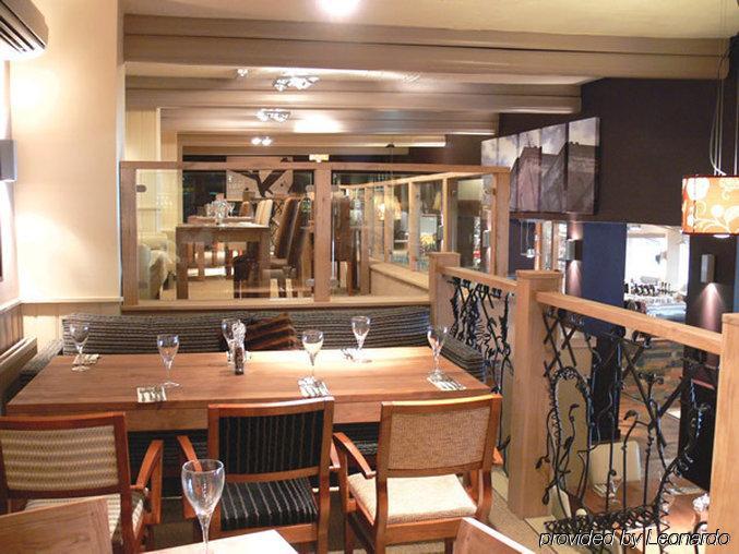 Potters Heron Hotel รอมซีย์ ร้านอาหาร รูปภาพ