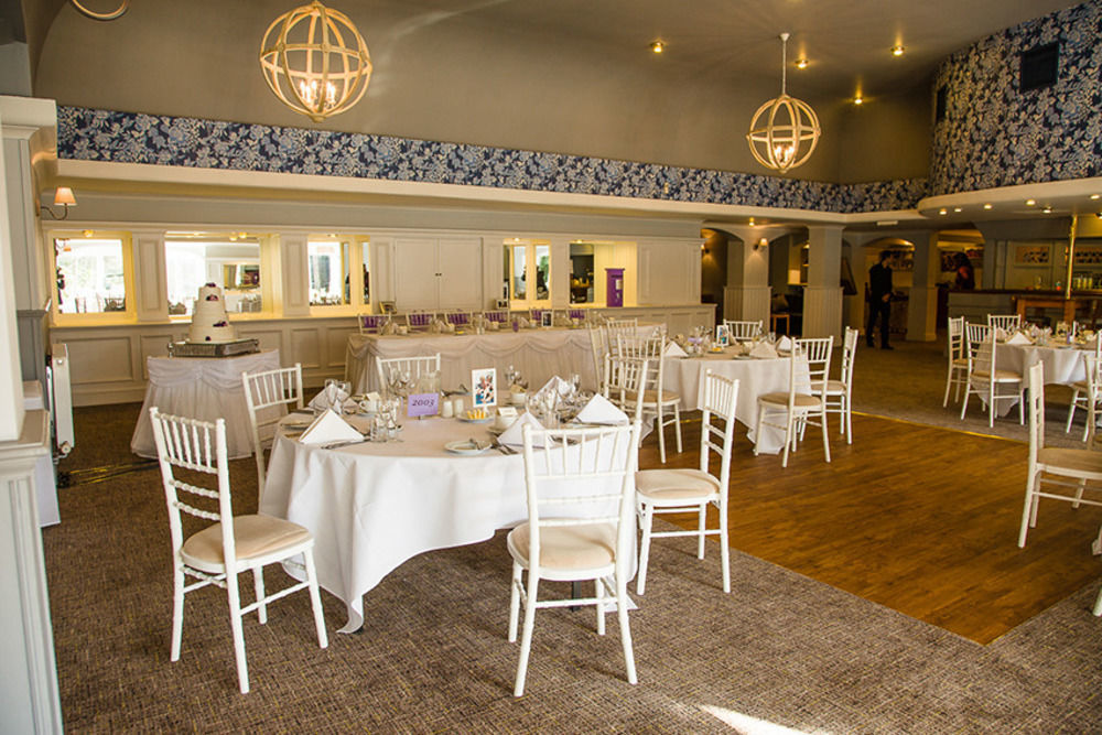 Potters Heron Hotel รอมซีย์ ภายนอก รูปภาพ