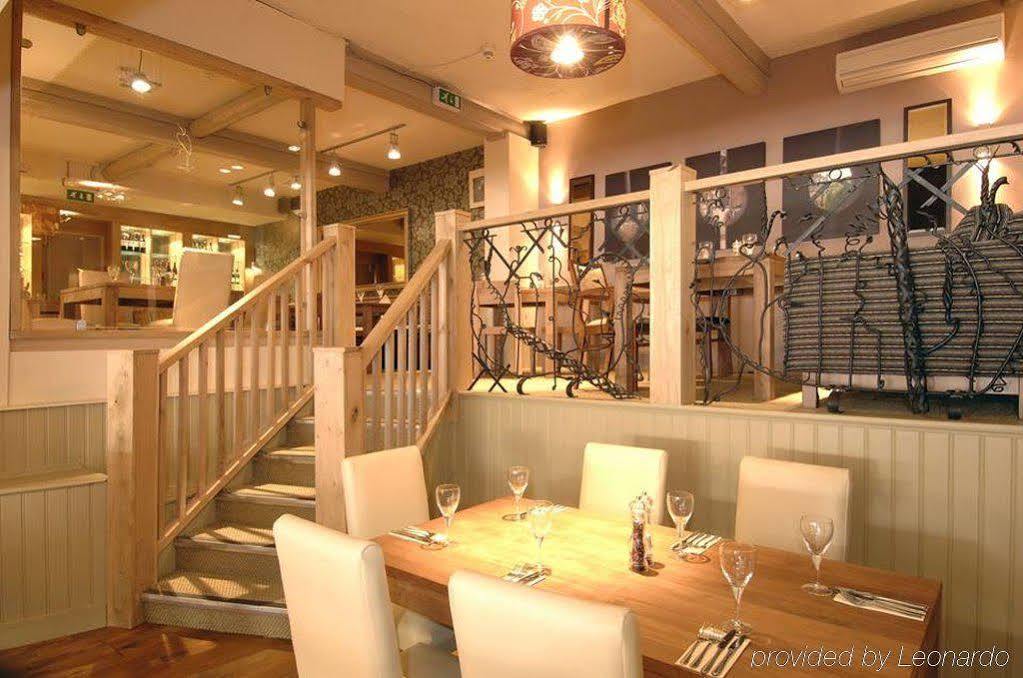 Potters Heron Hotel รอมซีย์ ภายนอก รูปภาพ